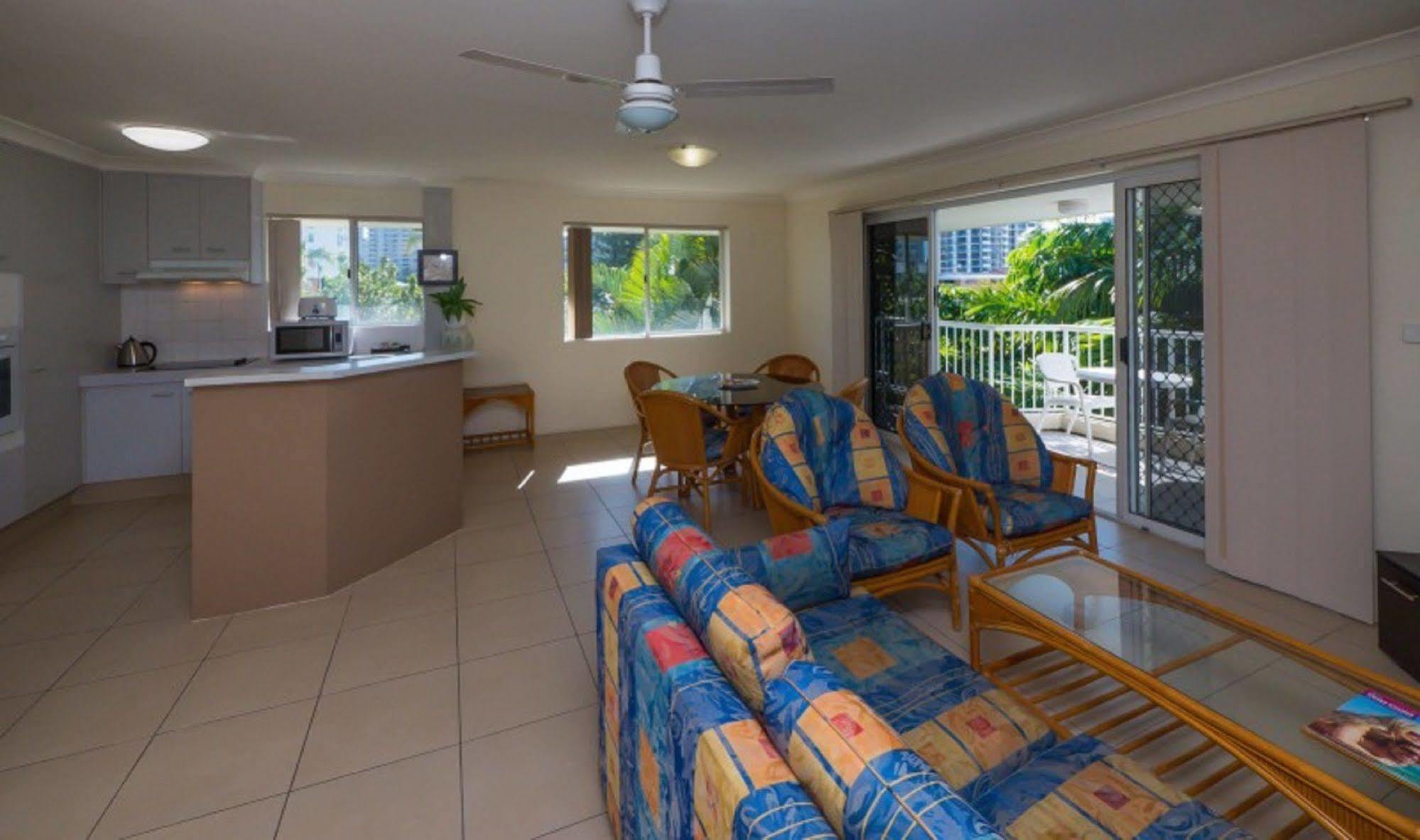 Surfers Tropique Holiday Apartments Gold Coast Eksteriør billede